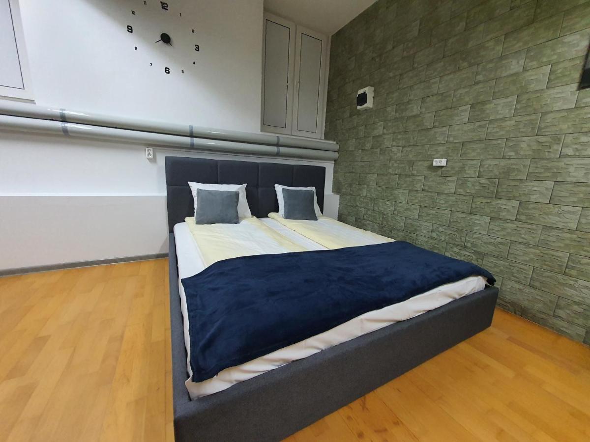 Cave Apartment Mokotow Warsawa Bagian luar foto